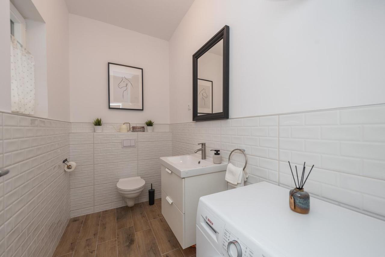 Brand New Villa Cara D Oro, Vrana Vrana  Εξωτερικό φωτογραφία