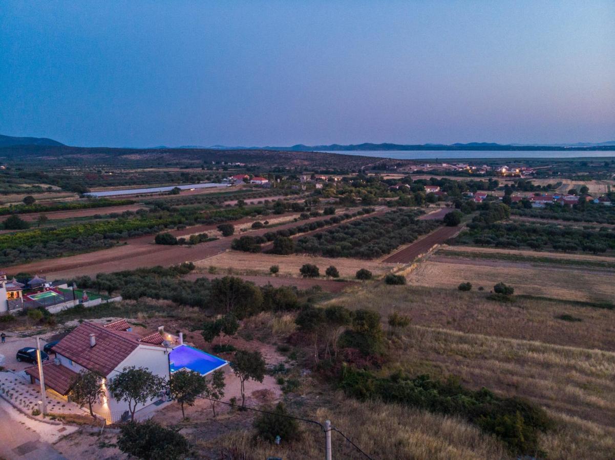 Brand New Villa Cara D Oro, Vrana Vrana  Εξωτερικό φωτογραφία